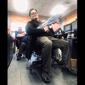 Meet your Posher, Derek